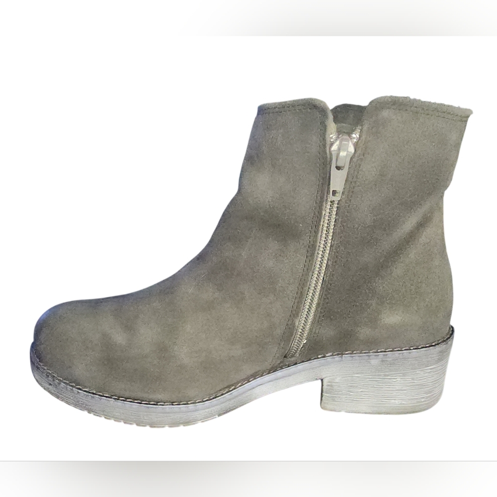 NAOT Wander Ankle Boots, Womens 38  EU (7-7.5 US) - Picture 6 of 11